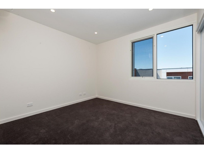 15/5 Hay Street, Box Hill South VIC 3128