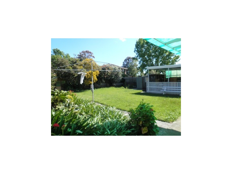 10 Debbie Street, Mount Waverley VIC 3149