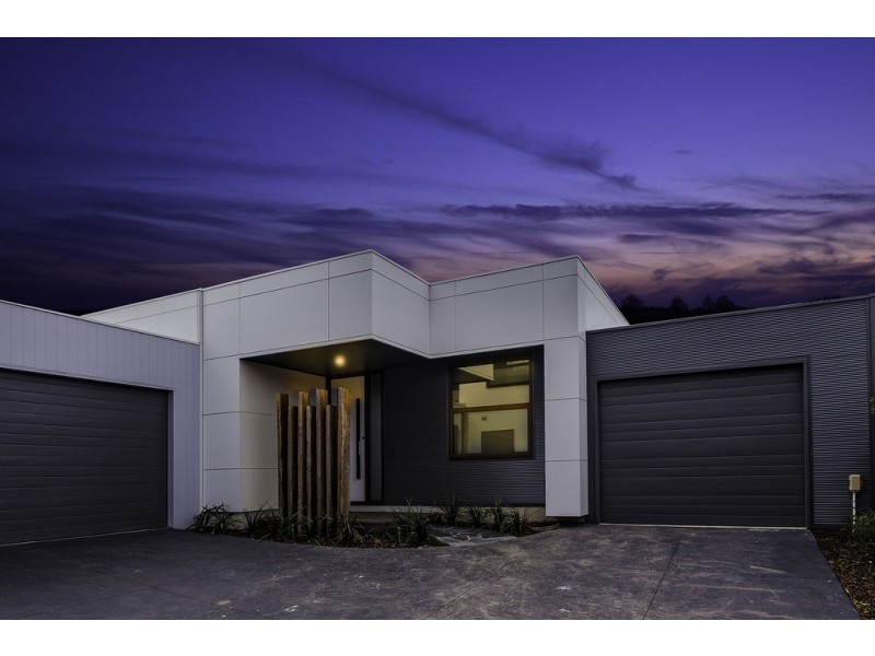25A Linda Avenue, Box Hill North VIC 3129