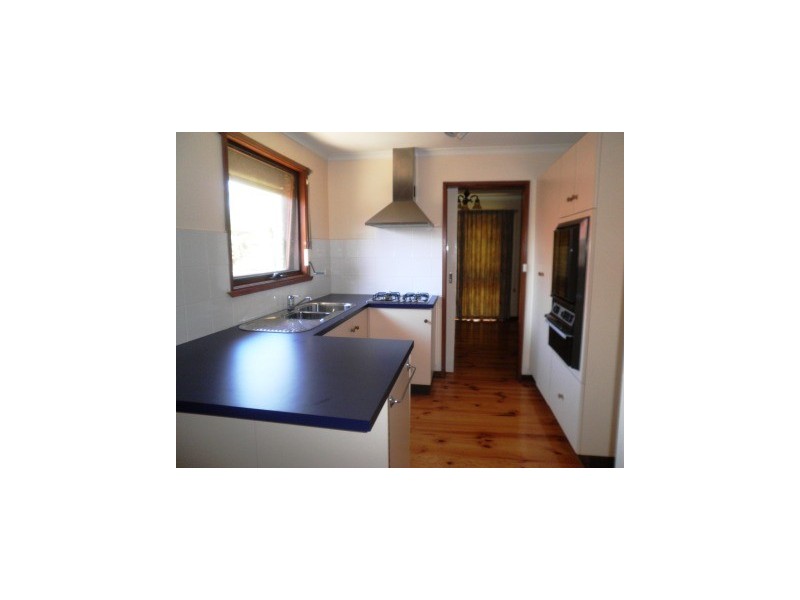 1/5 Ovens Street, Box Hill VIC 3128