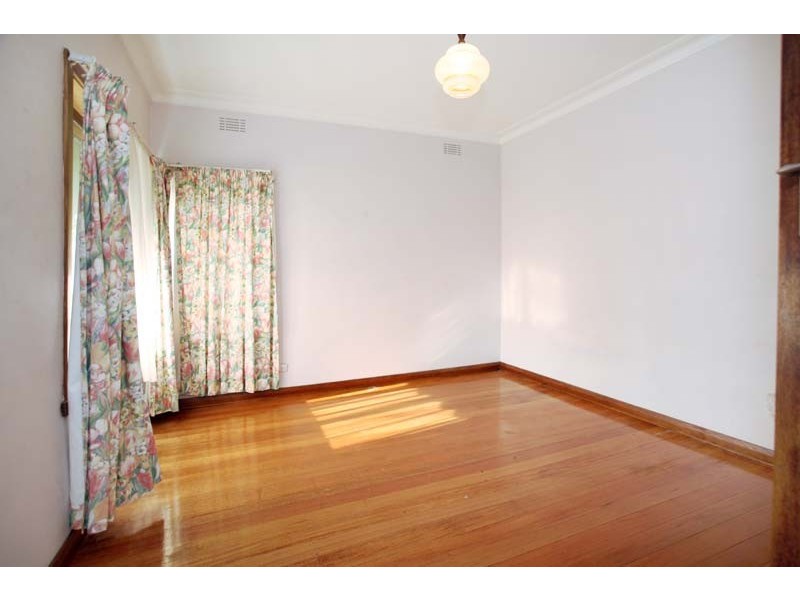 1 Joyhill Avenue, Box Hill South VIC 3128