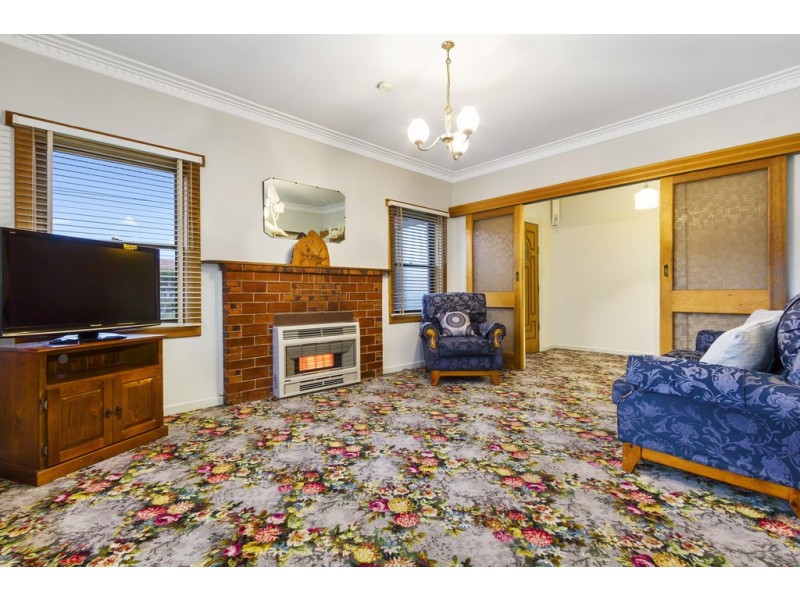 14 Landale Street, Box Hill VIC 3128