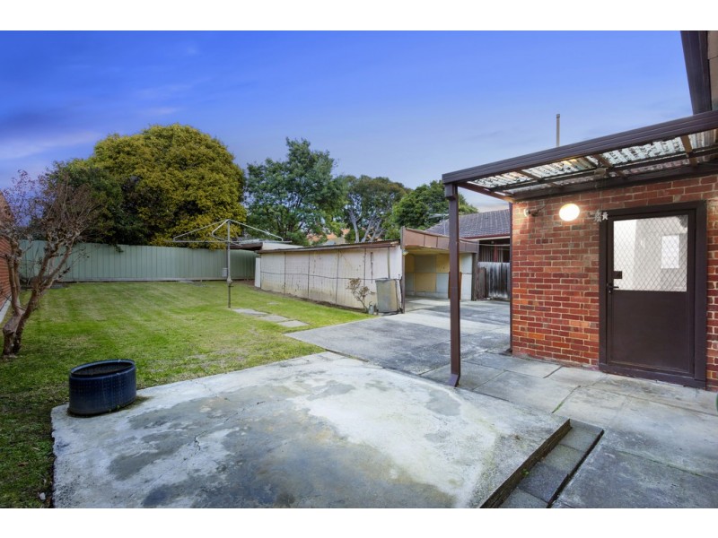 14 Landale Street, Box Hill VIC 3128