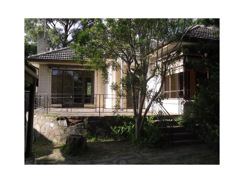 11 Strabane Avenue, Mont Albert North VIC 3129