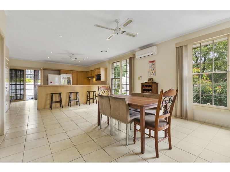 311 Gallaghers Road, Glen Waverley VIC 3150