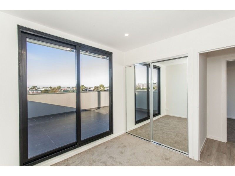 305/2-4 Churchill Street, Ringwood VIC 3134