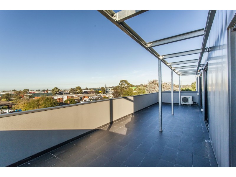305/2-4 Churchill Street, Ringwood VIC 3134