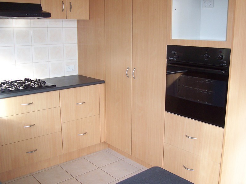 15  Narrallah Grove, Box Hill North VIC 3129