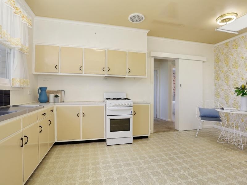 8 Rocklands Road, Ashwood VIC 3147