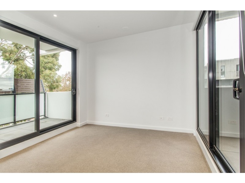 215/1-5A Queen Street, Blackburn VIC 3130