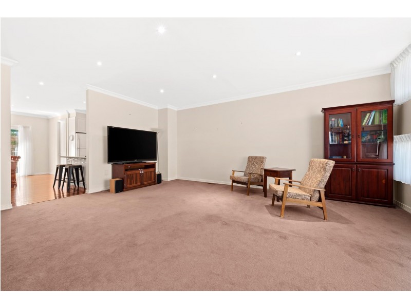 23 Kingswood Rise, Box Hill South VIC 3128