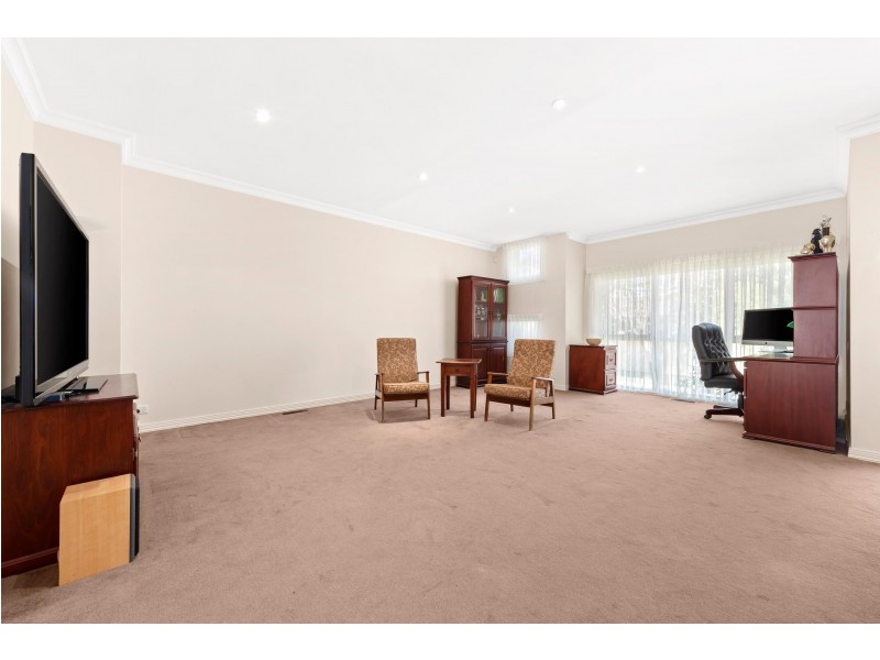 23 Kingswood Rise, Box Hill South VIC 3128