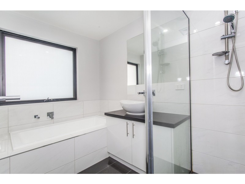 369 Manningham Road, Doncaster VIC 3108