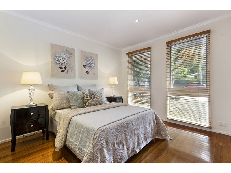 62 Lucknow Street, Mitcham VIC 3132