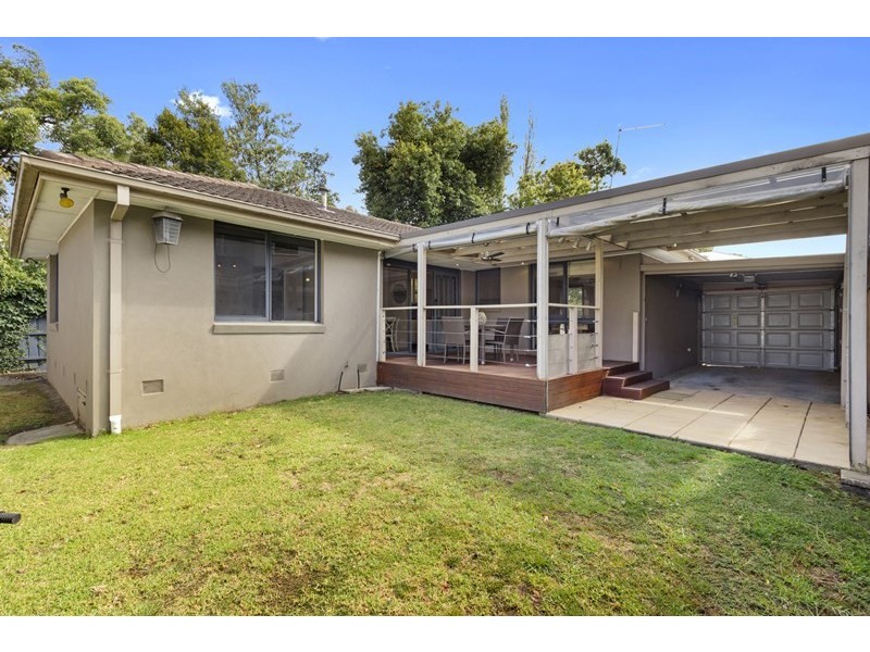 62 Lucknow Street, Mitcham VIC 3132