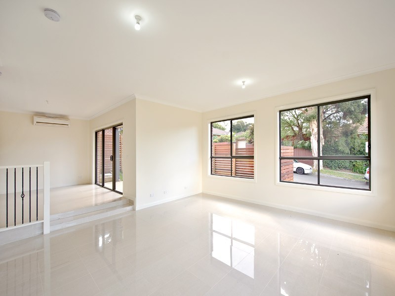 1/20 Hillside Crescent, Blackburn VIC 3130