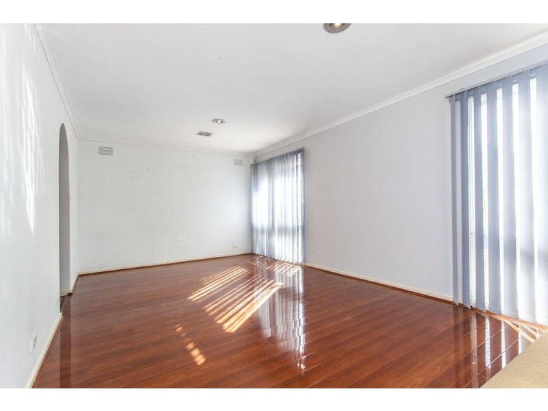 99 Capital Avenue, Glen Waverley VIC 3150