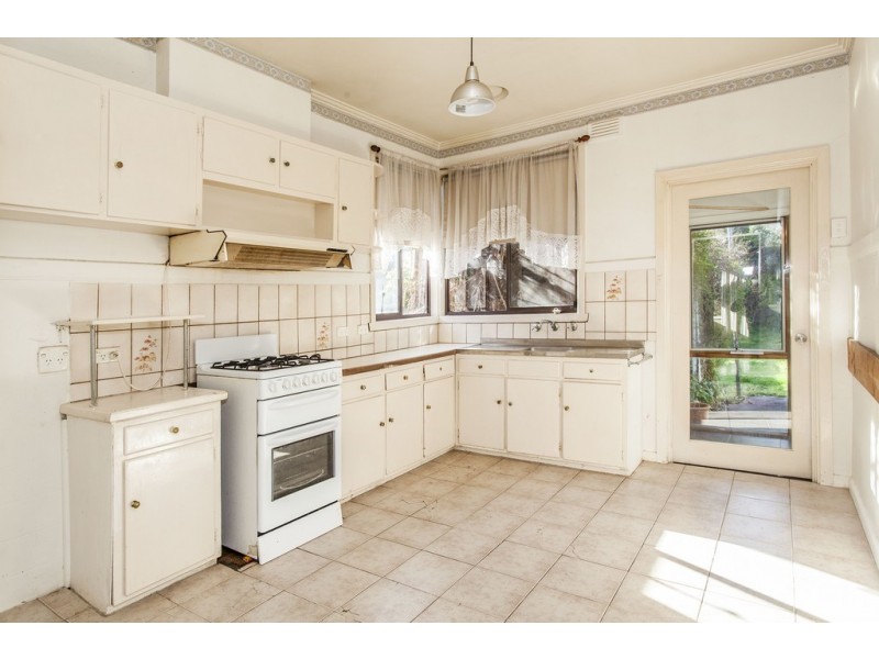 67 Lasiandra Avenue, Forest Hill VIC 3131