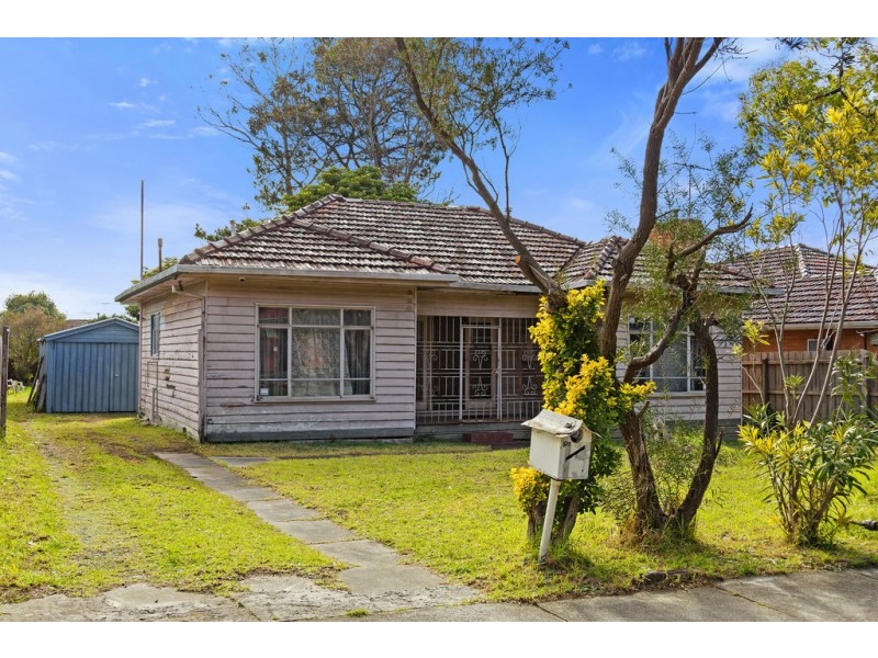 13 Bronte Avenue, Burwood VIC 3125