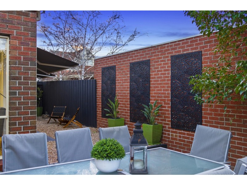 4/10 Victoria Street, Box Hill VIC 3128