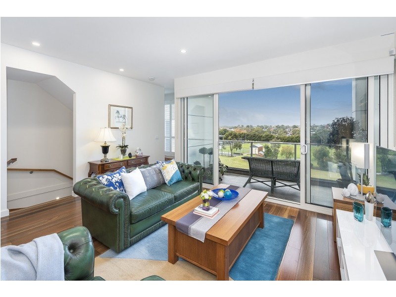 21/7 Hay Street, Box Hill South VIC 3128