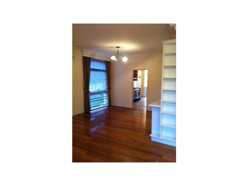 1/317 Barkers Rd, Kew VIC 3101