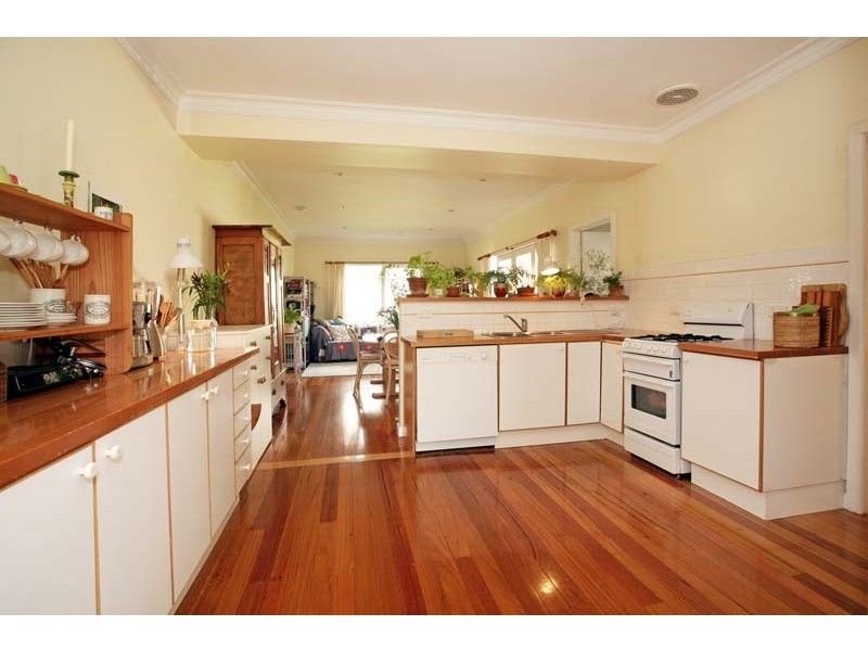 29 Cairo Road, Mont Albert North VIC 3129