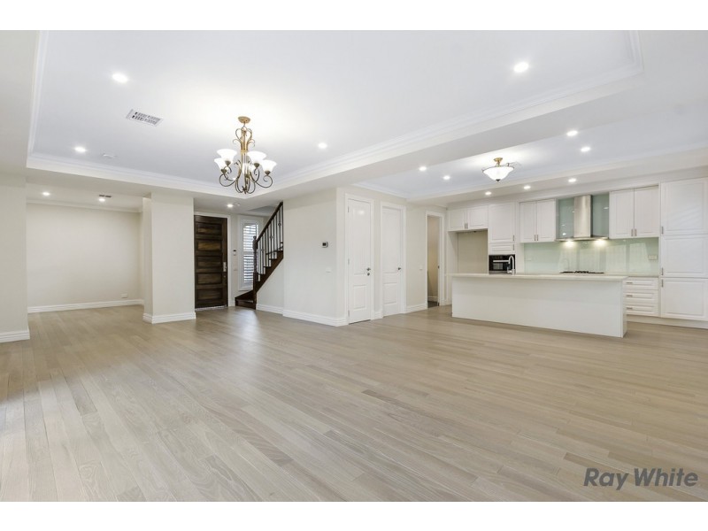 2/15 Neville Street, Box Hill South VIC 3128