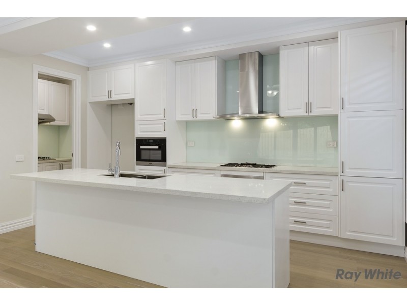 2/15 Neville Street, Box Hill South VIC 3128