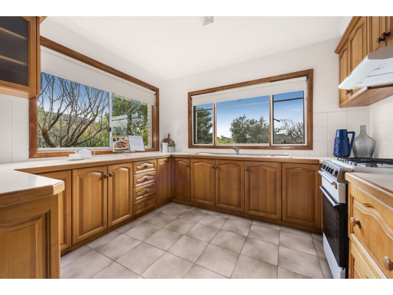 4 Sussex Street, Box Hill North VIC 3129