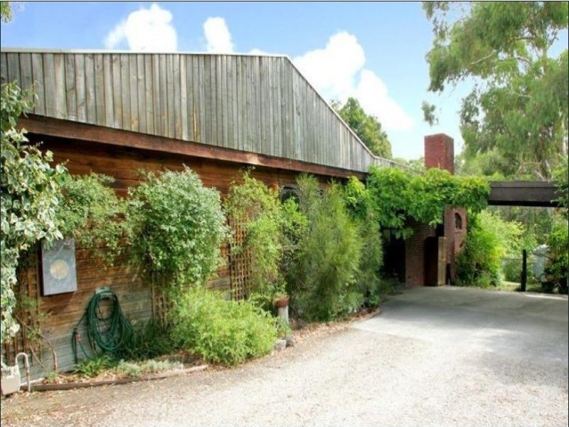 205 Canterbury Road, Blackburn VIC 3130