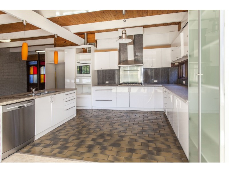 205 Canterbury Road, Blackburn VIC 3130