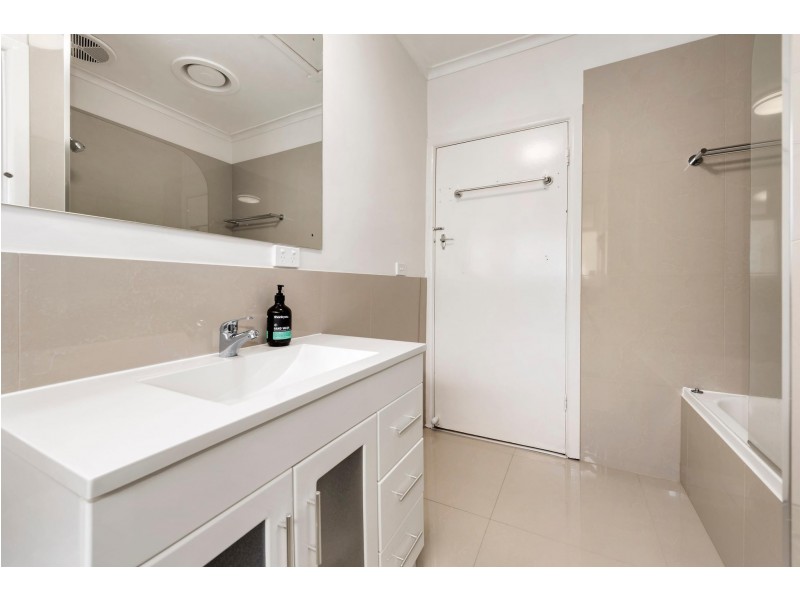 2/111 Kenmare Street, Mont Albert North VIC 3129