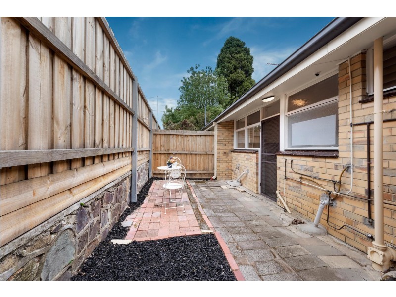 2/111 Kenmare Street, Mont Albert North VIC 3129