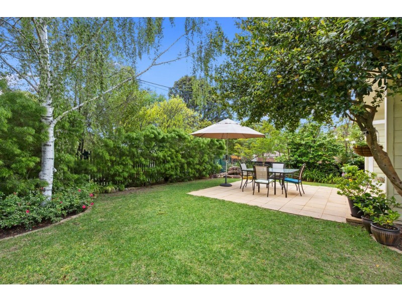 1/5 Linden Street, Blackburn VIC 3130