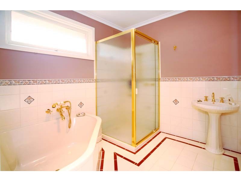 1 Dresden Avenue, Heathmont VIC 3135