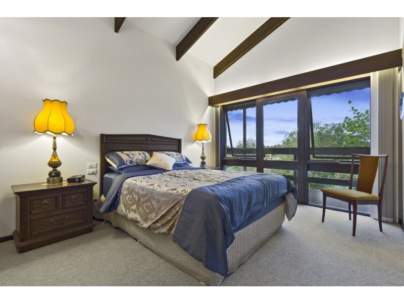 51 Olympus Drive, Templestowe Lower VIC 3107