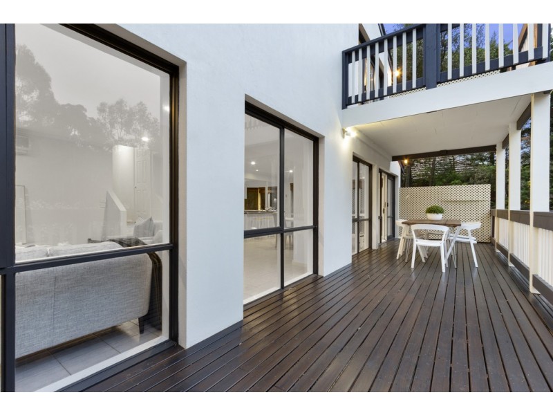 11 Harman Close, Doncaster East VIC 3109