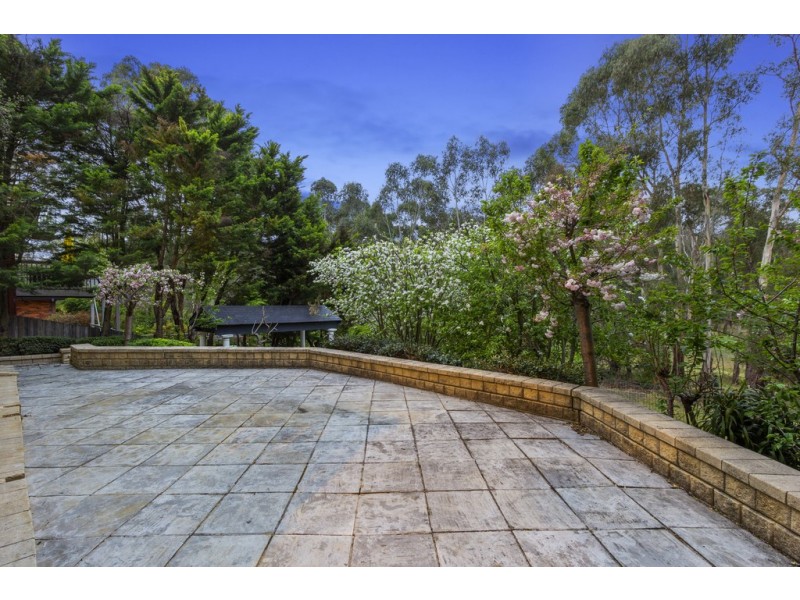 11 Harman Close, Doncaster East VIC 3109