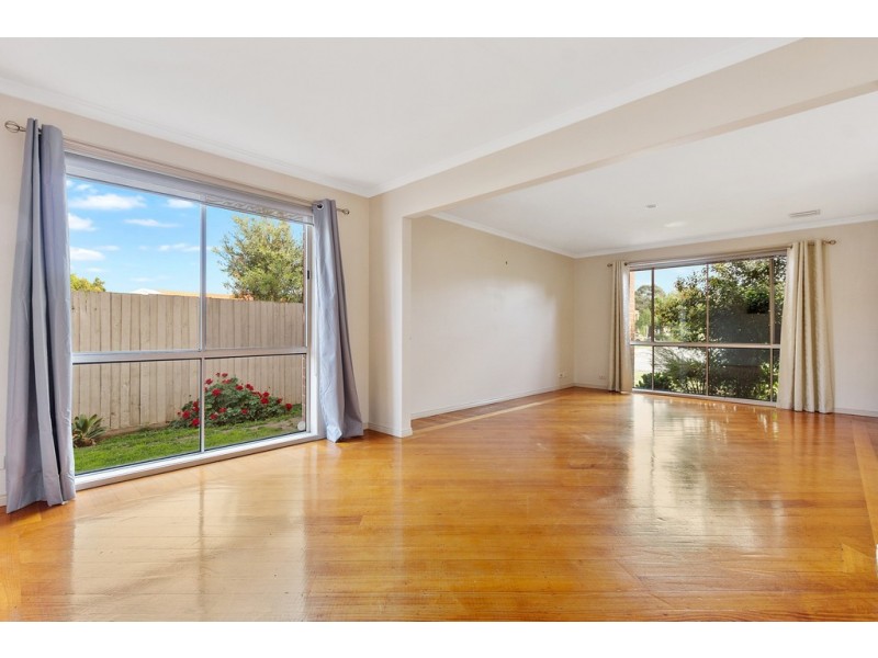 47 Fairway Drive, Rowville VIC 3178
