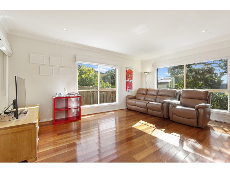 26 Edinburgh Street, Box Hill South VIC 3128