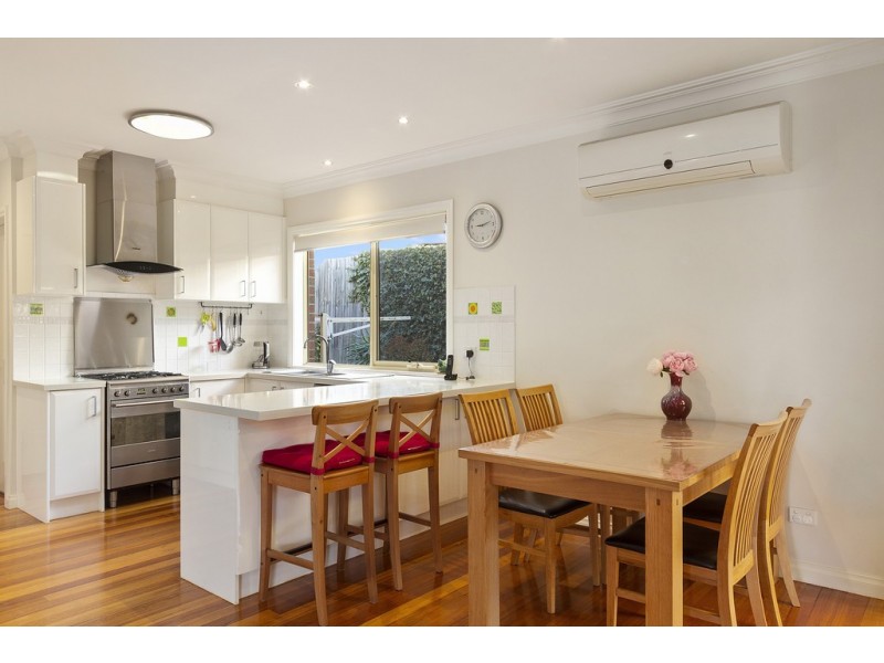 26 Edinburgh Street, Box Hill South VIC 3128