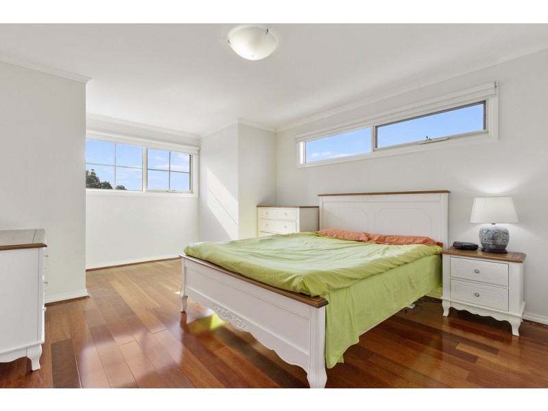 26 Edinburgh Street, Box Hill South VIC 3128