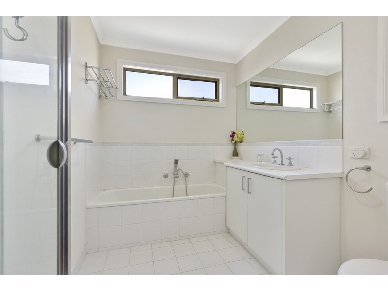 26 Edinburgh Street, Box Hill South VIC 3128