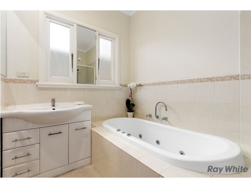 25 Marshall Road, Box Hill North VIC 3129