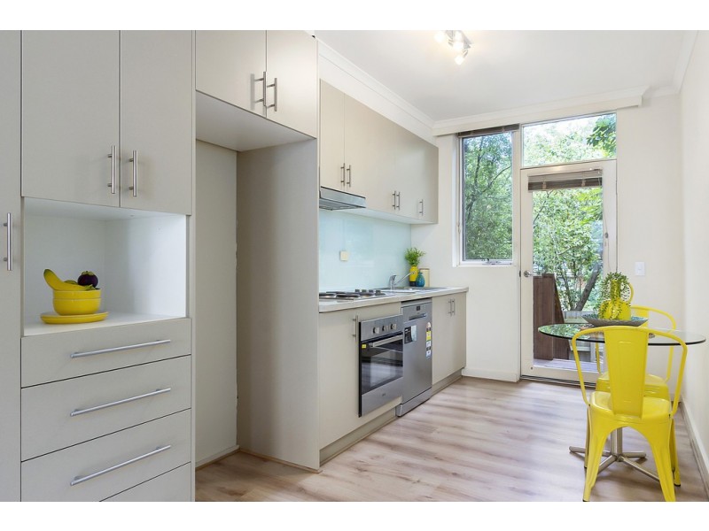 4/33 Albion Road, Box Hill VIC 3128