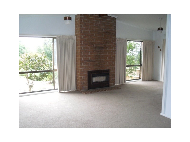 13 Morris Street, Doncaster VIC 3108