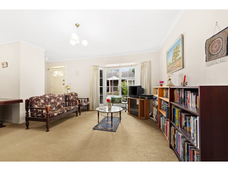 1/16 Masons Road, Blackburn VIC 3130