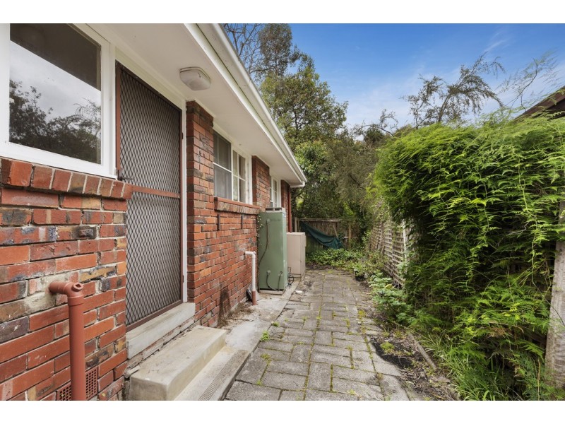 1/16 Masons Road, Blackburn VIC 3130