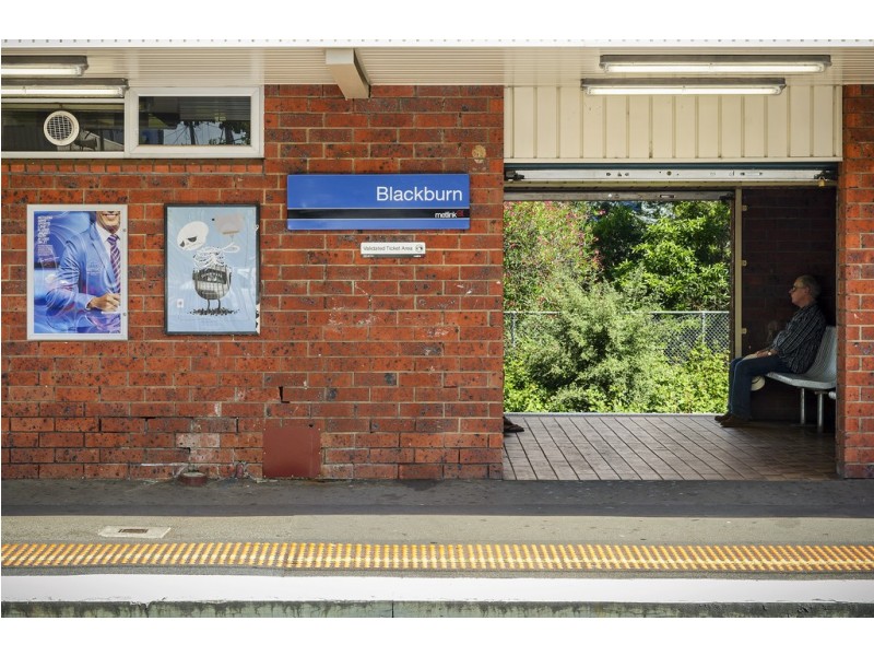 1/16 Masons Road, Blackburn VIC 3130